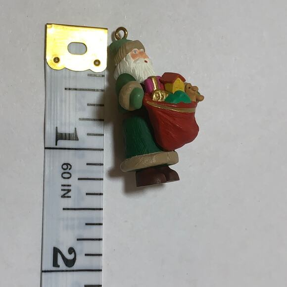Hallmark KeepSake Miniature Ornament Series Centuries of Santa 1995 #2 - Picture 8 of 8